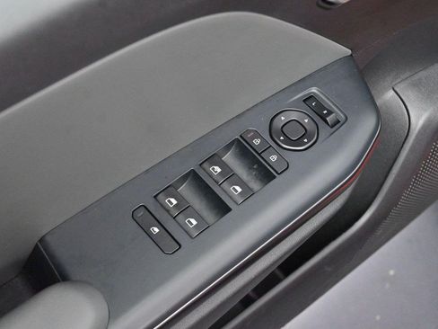 Used 2025 Kia K4 FWD image 10