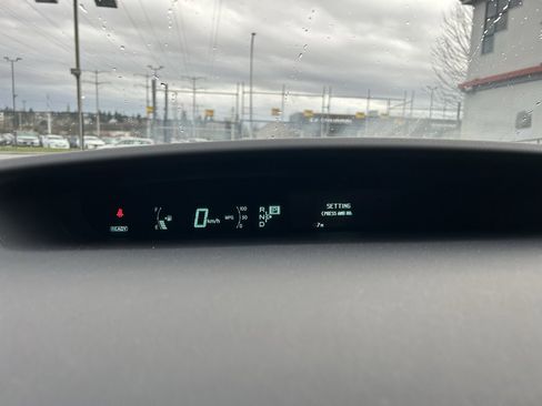 Used 2010 Toyota Prius Five image 19