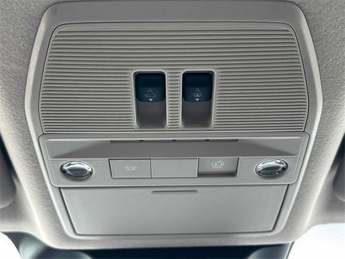 New 2025 Nissan Kicks SV w/ SV Premium Package image 17