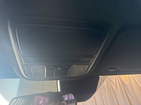 Used 2018 Honda Accord Sport image 28