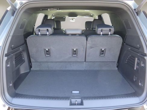 New 2026 Chevrolet Traverse High Country FWD image 24