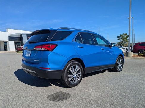 Used 2024 Chevrolet Equinox Premier image 4