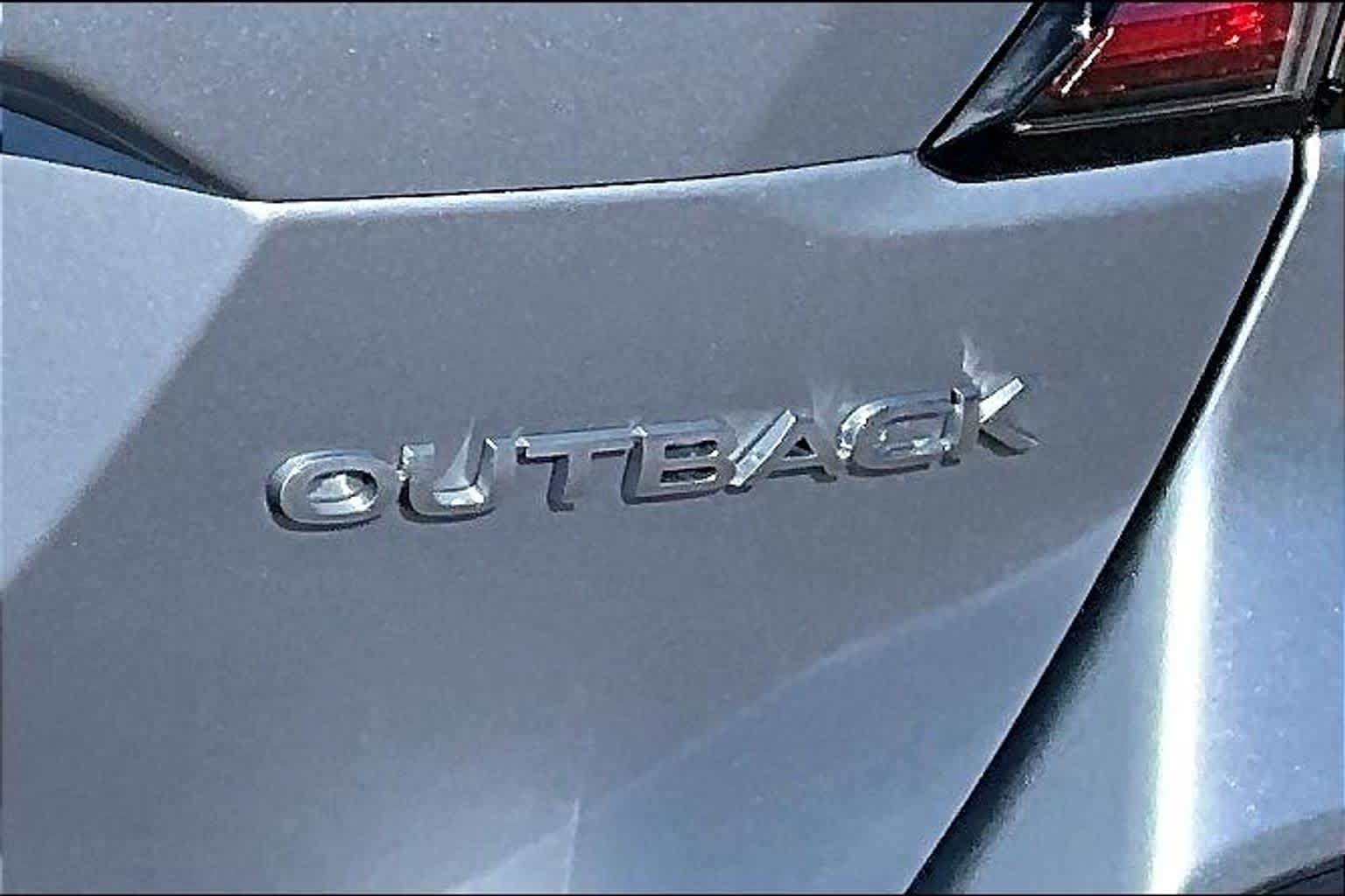 Used 2024 Subaru Outback AWD/4WD image 30