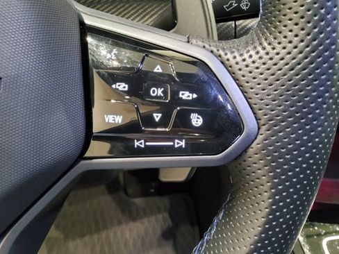 Used 2023 Volkswagen Golf 20th Anniversary Edition AWD/4WD image 33