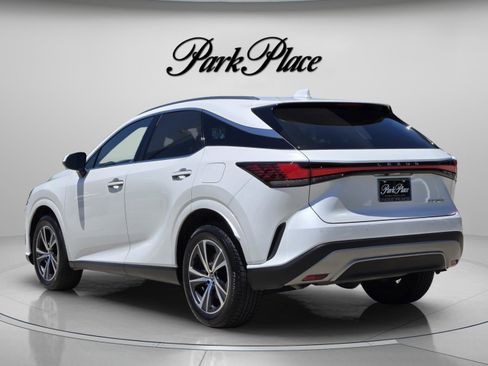 Used 2025 Lexus RX 350 Premium w/ Accessory Package (Z1) FWD image 3