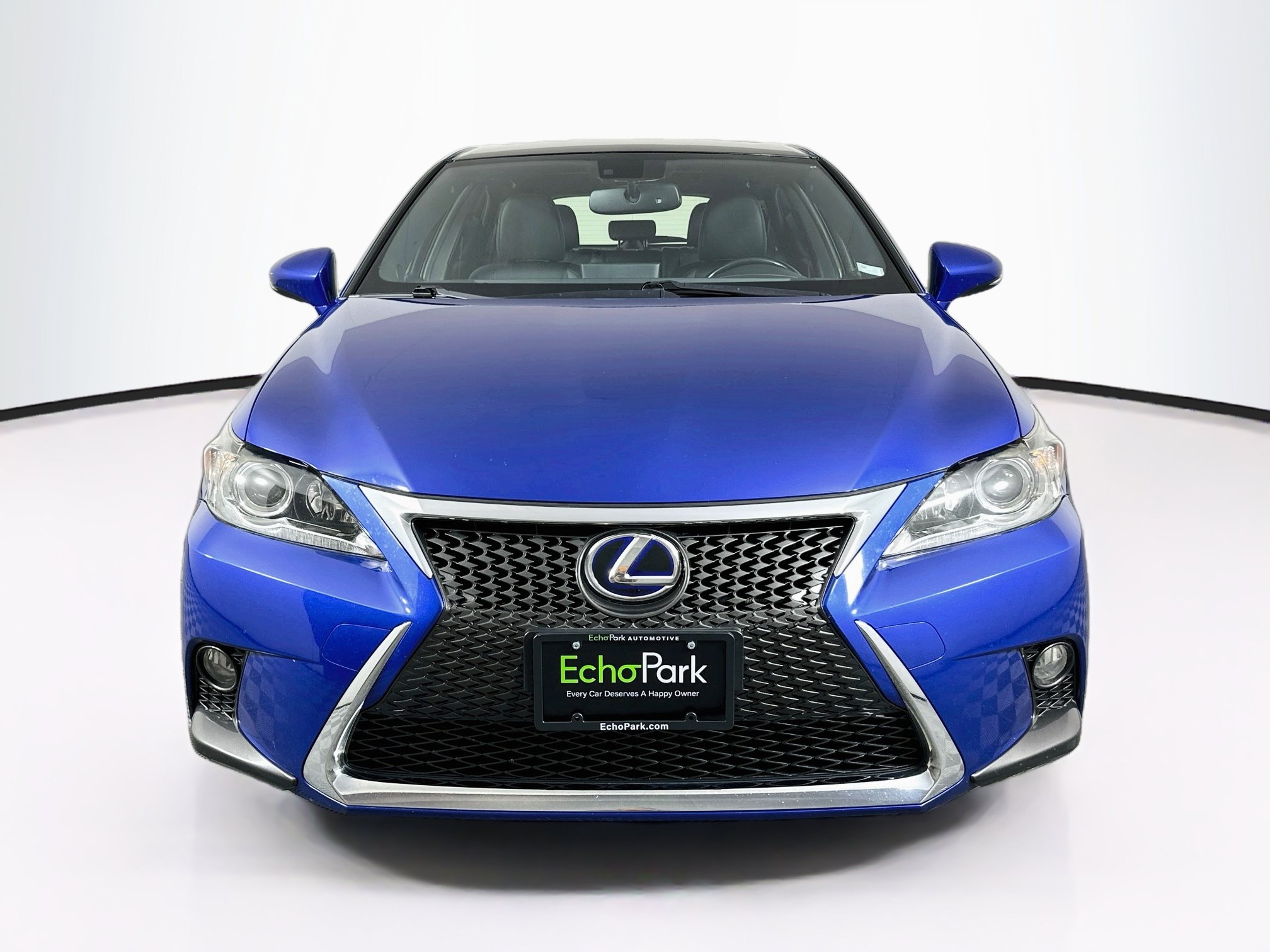 Used 2016 Lexus CT 200h w/ Navigation Package FWD image 2