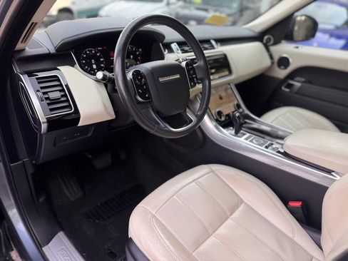 Used 2019 Land Rover Range Rover Sport HSE AWD/4WD image 13