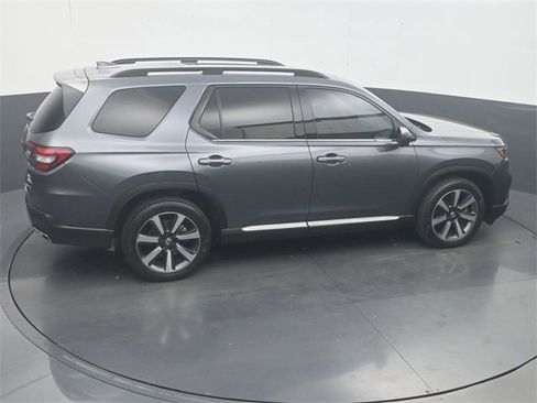 Used 2023 Honda Pilot Elite image 26