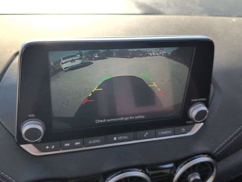 Used 2025 Nissan Sentra SV FWD image 17