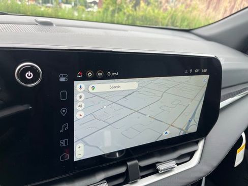 New 2026 Chevrolet Equinox LT w/ Safety and Technology Package image 18