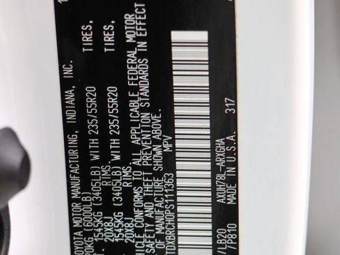 Used 2023 Toyota Highlander Limited image 38