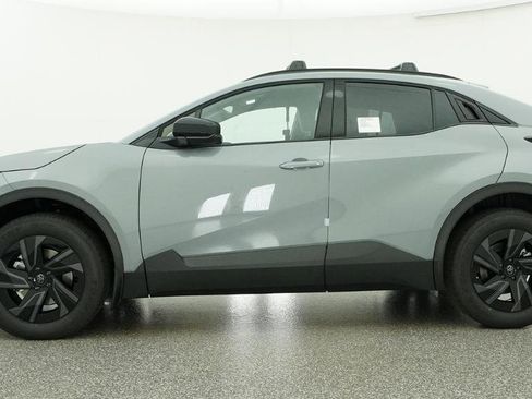 New 2026 Toyota C-HR AWD/4WD image 3