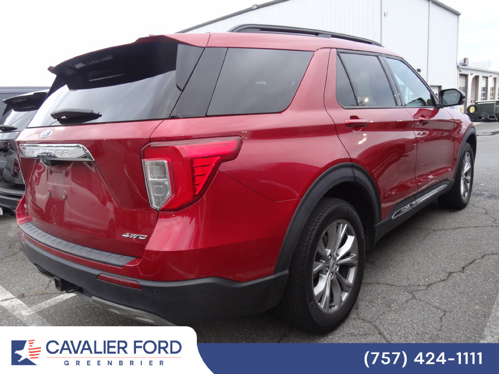Used 2022 Ford Explorer XLT w/ Equipment Group 202A AWD/4WD image 5