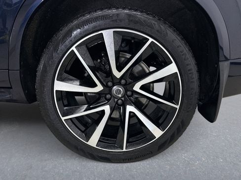 Used 2019 Volvo XC90 T6 Momentum w/ Protection Package image 11