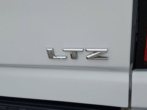 Certified 2025 Chevrolet Silverado 2500 LTZ w/ LTZ Convenience Package image 7