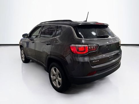 Used 2018 Jeep Compass Latitude w/ Popular Equipment Group image 8