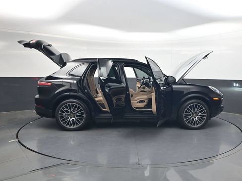 Used 2019 Porsche Cayenne AWD/4WD image 52