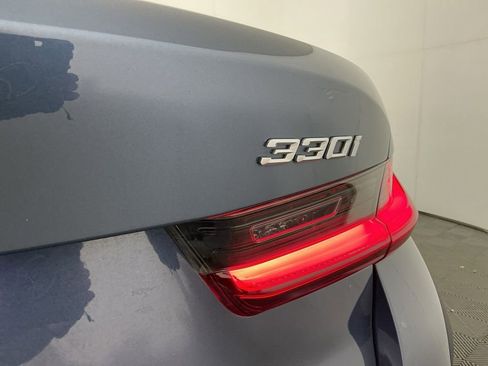 Certified 2025 BMW 330i Sedan w/ M Sport Package RWD image 31