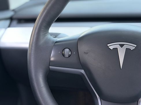 Used 2022 Tesla Model 3 Performance image 43