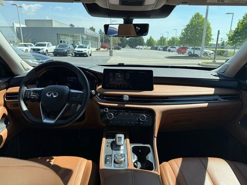 Certified 2025 INFINITI QX60 Sensory w/ Vision Package AWD/4WD image 4