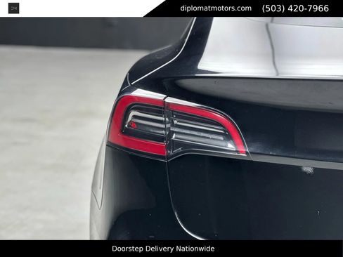 Used 2023 Tesla Model 3 Long Range image 14