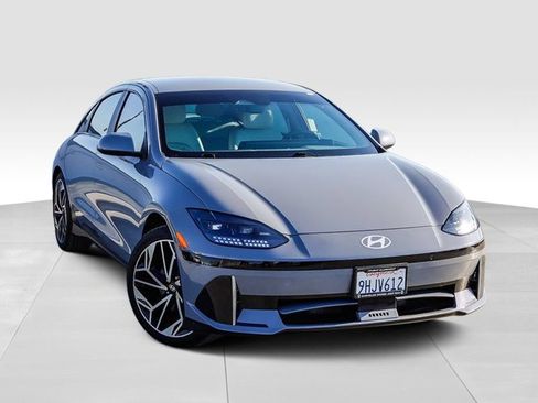 Used 2023 Hyundai Ioniq 6 SEL RWD image 2