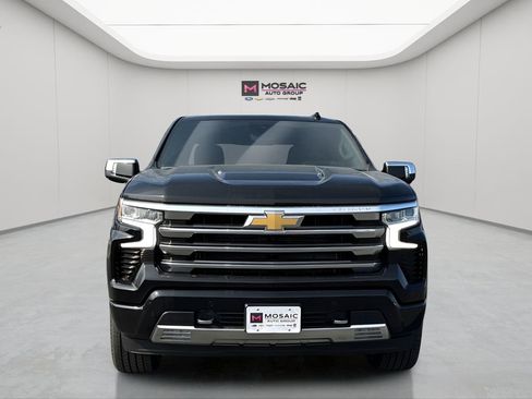 New 2026 Chevrolet Silverado 1500 High Country w/ High Country Premium Package AWD/4WD image 9