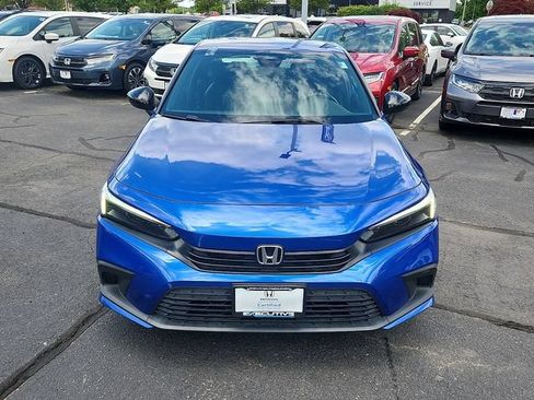 Used 2023 Honda Civic Sport image 2