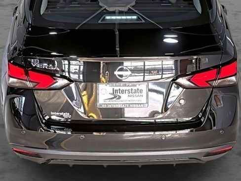 Used 2025 Nissan Versa S w/ Trunk Package image 12