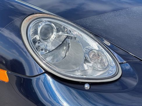 Used 2005 Porsche Boxster S image 9