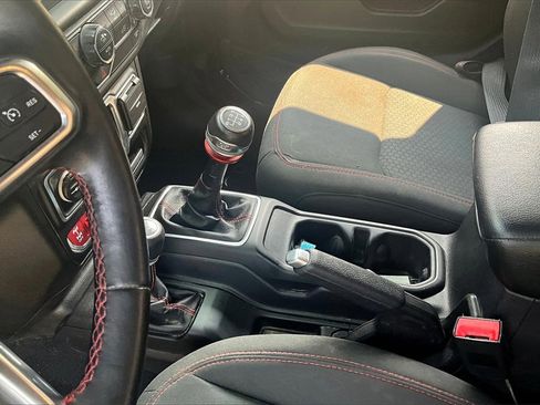 Used 2019 Jeep Wrangler Rubicon image 13