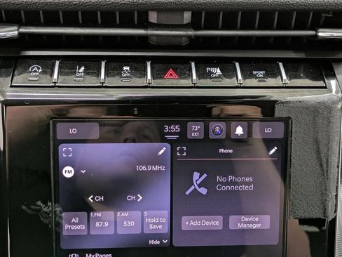 Used 2023 Jeep Grand Cherokee Laredo AWD/4WD image 8