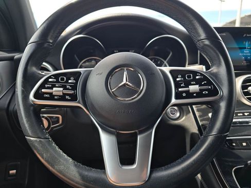 Used 2021 Mercedes-Benz GLC 300 4MATIC image 23