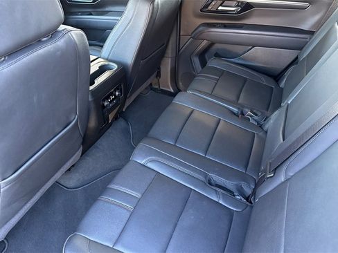 Used 2025 Chevrolet Tahoe RST image 5