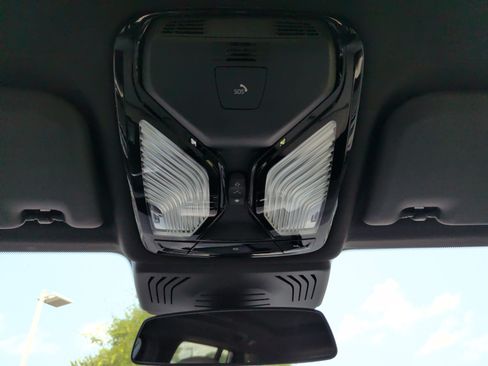 Used 2023 BMW X3 sDrive30i w/ M Sport Package RWD image 31