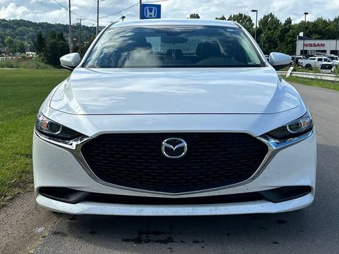 Used 2023 MAZDA MAZDA3 s FWD image 2