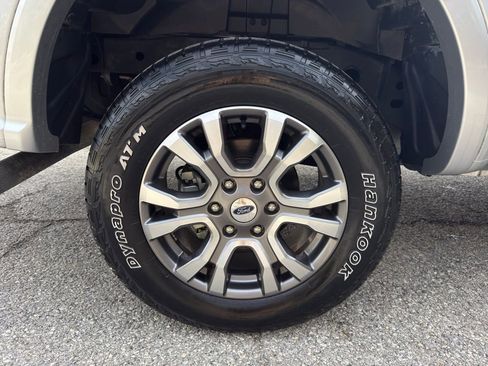 Certified 2019 Ford Ranger Lariat w/ Equipment Group 501A Mid image 22