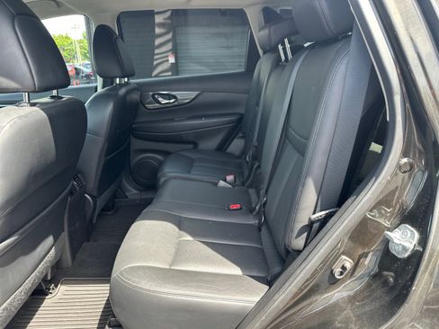 Used 2014 Nissan Rogue SL AWD/4WD image 10