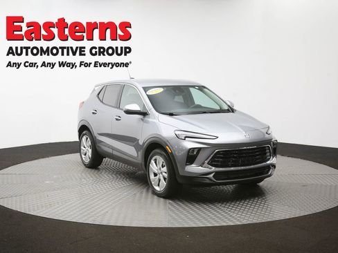 Used 2025 Buick Encore GX Preferred AWD/4WD image 48