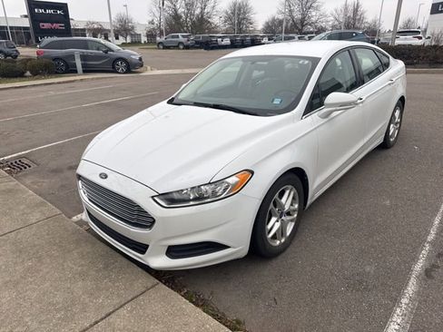 Used 2013 Ford Fusion SE image 1