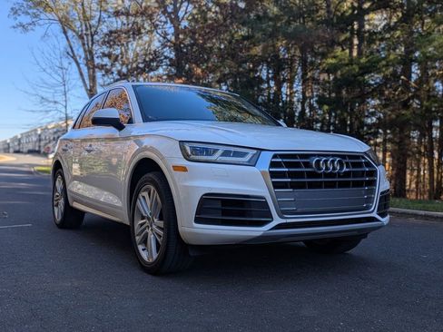 Used 2018 Audi Q5 2.0T Premium Plus w/ Premium Plus Package image 13