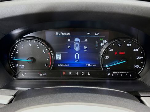 Used 2022 Ford Explorer XLT w/ Equipment Group 202A image 34