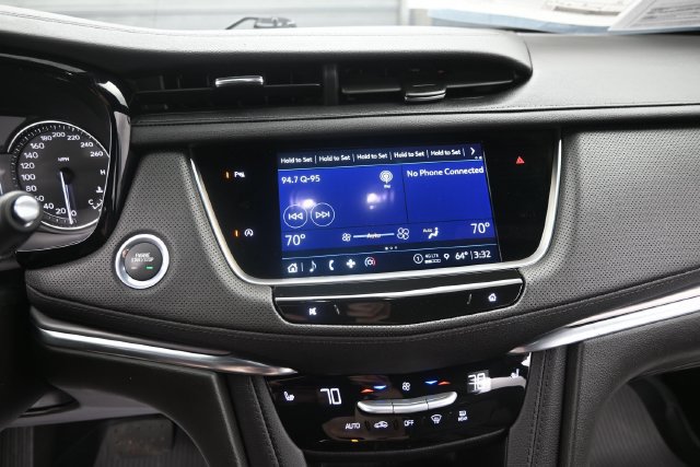 Used 2025 Cadillac XT5 Luxury w/ LPO, Floor Liner Package AWD/4WD image 33