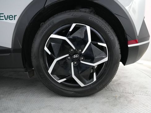 Used 2024 Hyundai Ioniq 5 SEL RWD image 9