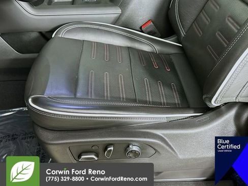 Used 2025 GMC Sierra 2500 AT4X image 24