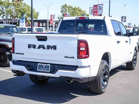 New 2026 RAM 1500 Big Horn AWD/4WD image 6