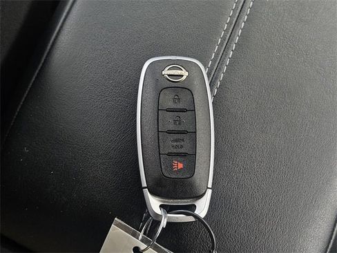 Used 2025 Nissan Sentra SV image 29