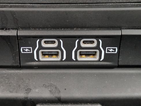 Used 2023 RAM 1500 Big Horn image 8