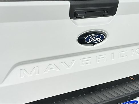 New 2025 Ford Maverick Lariat w/ 4K Tow Package image 28