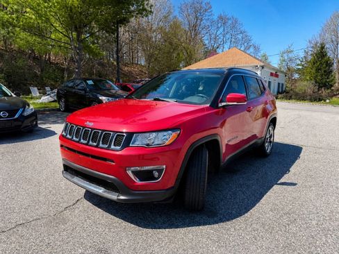 Used 2018 Jeep Compass Limited w/ Navigation Group AWD/4WD image 1